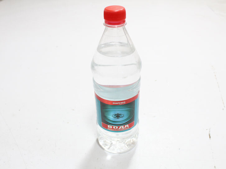 Вода дистильована (1 л)