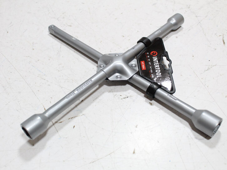 Ключ колісний хрестовий підсиленний 1/2", 17, 19, 21 мм "Intertool"