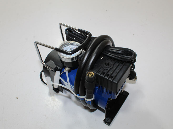 Компресор "ViTOL" К-20 100psi/12Amp/35л/прикурювач