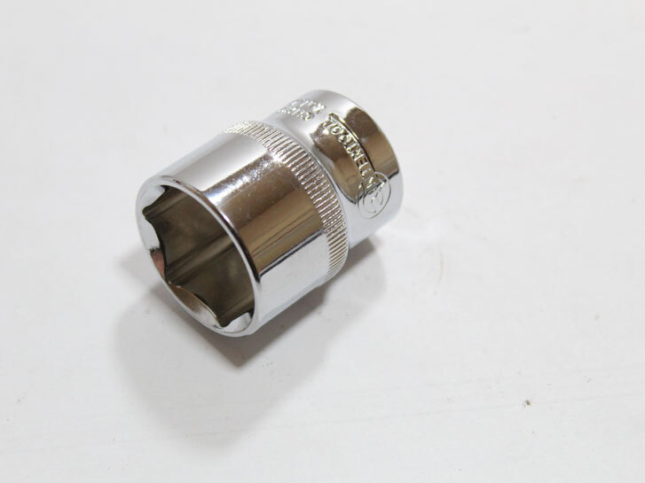 Головка 1/2" 6-гран 24 мм Intertool