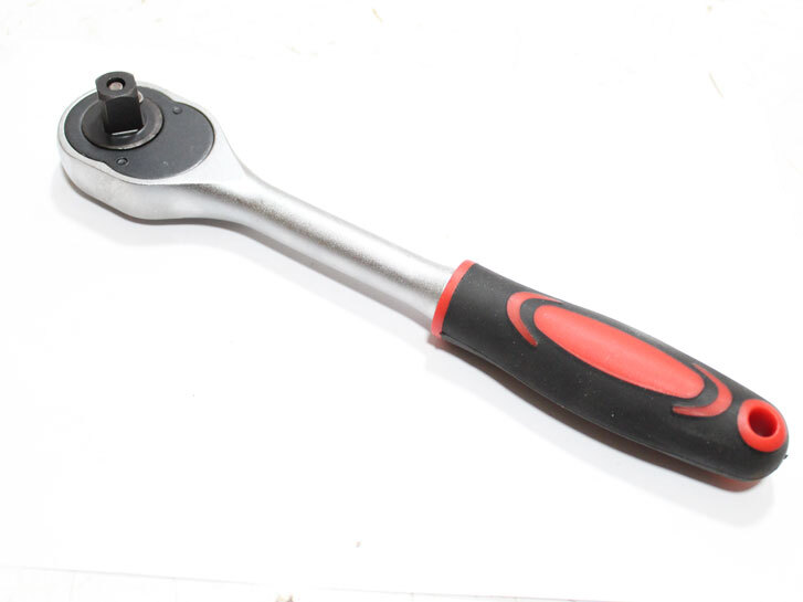 Ключ тріскачка 1/2" 24 зуба "Intertool"