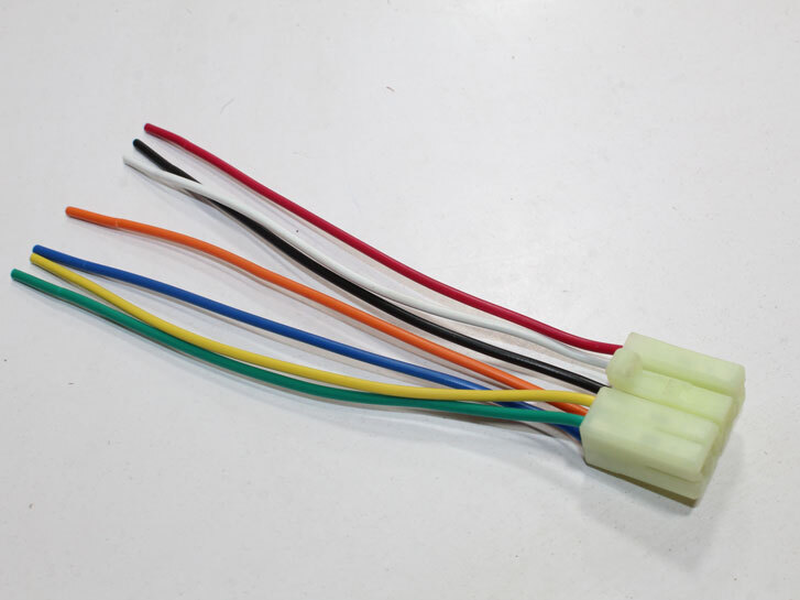 Роз'єм універсальний підрульових перемикачів Lanos