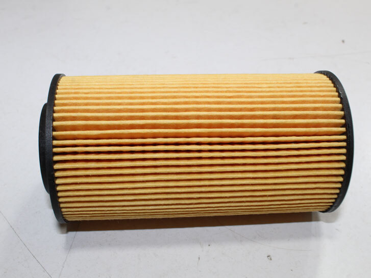 Фільтр масляний Hyundai Accent III, Elantra, Getz, I10, I30, Matrix, Cee'd, Cerato, Picanto, Rio II, I 1.1D-1.6D, 04-