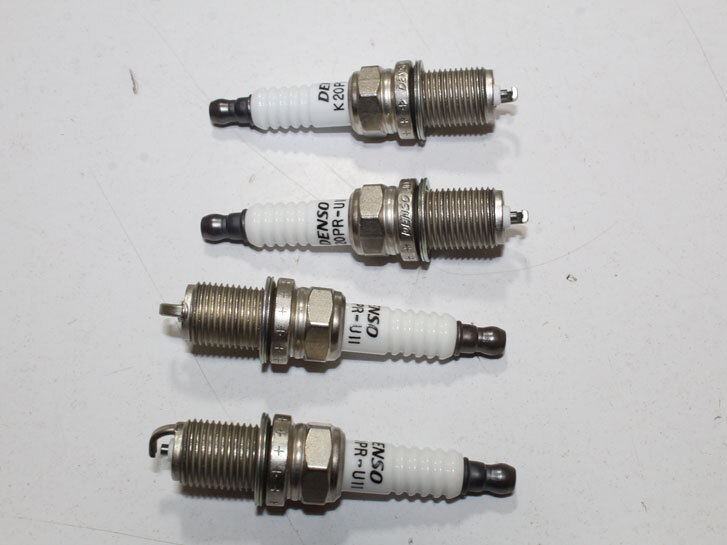 Свічка запалювання Lanos,Aveo,Lacetti,Nexia,Nubira (16 кл.) D-14 (3121)