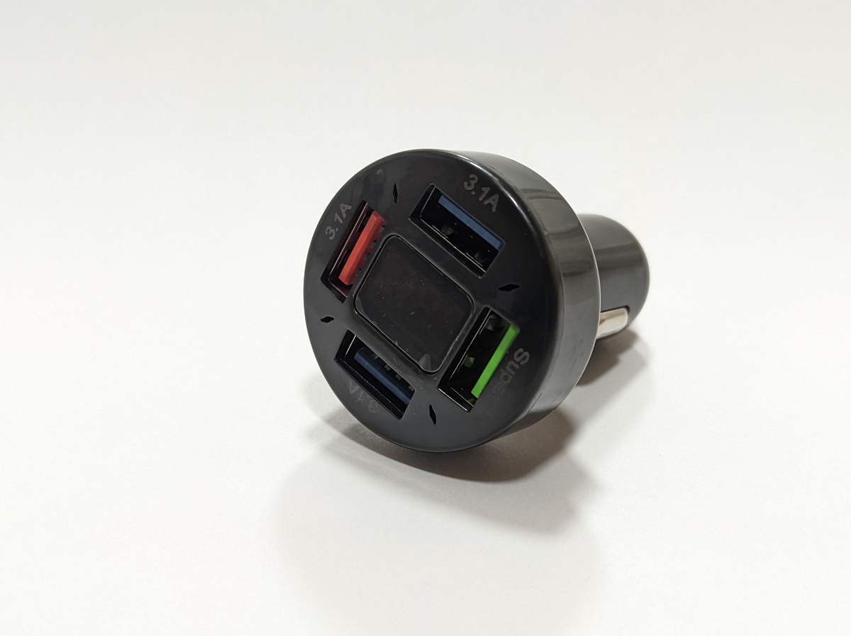 Вольтметр цифр. в прикурювач 12-24 V 0.28 4 порти USB (3 x3.1A +1 QC 3.0)