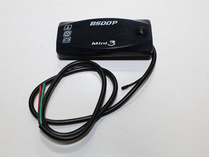 Вольтметр цифровий з проводом 12-24 V (Годиник+термометр)