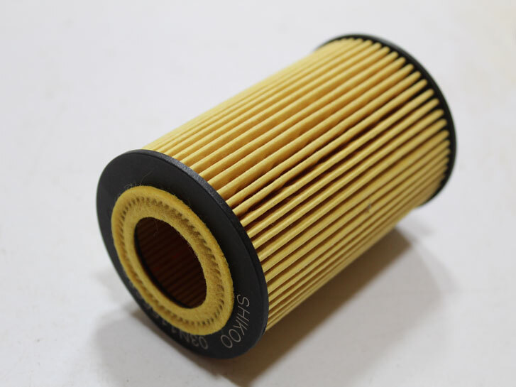 Фільтр масляний VW Golf VI-VII, Passat B7, T6, Jetta IV, Octavia III, Super B, Yeti, Q3, Q5, 1.2D-2.0D 03N115562B SHIKOO