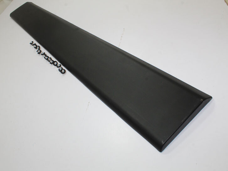 Молдинг кузова правий задній Renault Master/Opel Movano 10- 828200148R SHIKOO