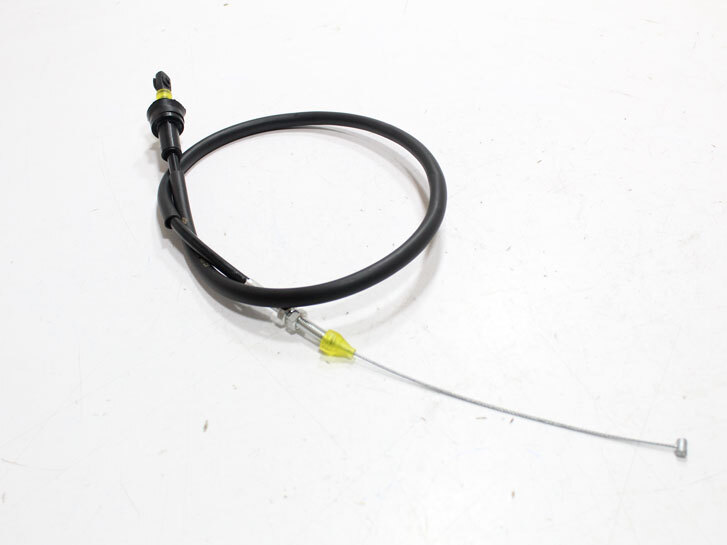 Трос газу ВАЗ 2110-2112 1.5 8V