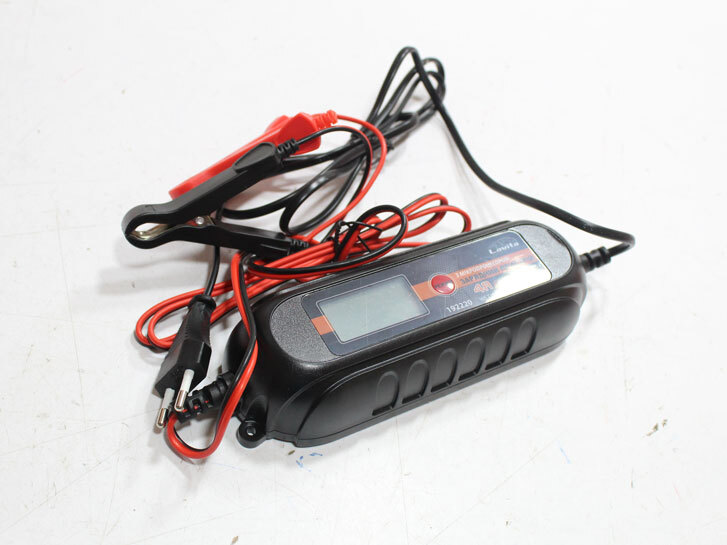 Зарядний пристрій імпульсний 6V/12V,1-4А, 1,2-120АЧ, IP65 (WET/AGM/GEL