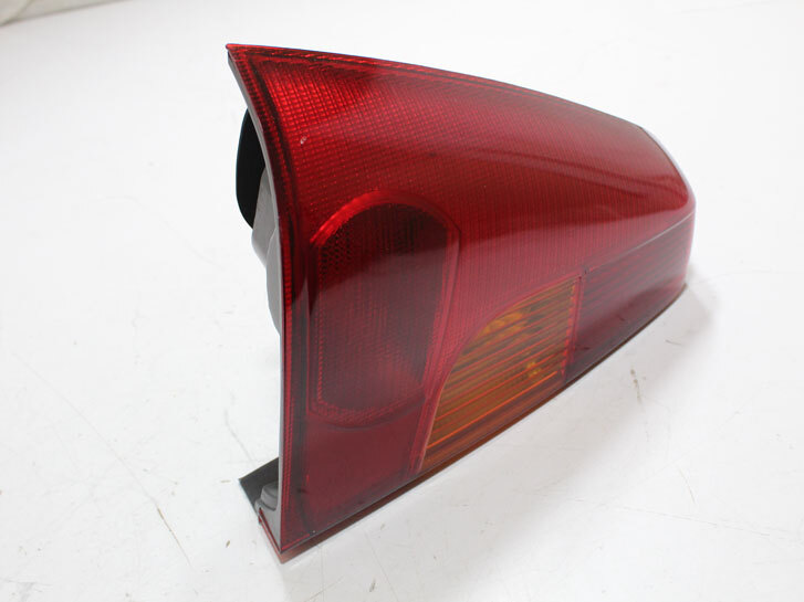Фонар задній лівий Renault Logan 6001546794
