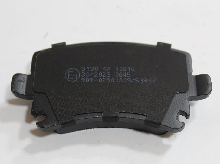 Колодки задні гальмівні SKODA SUPERB I (3U4) 1.8 2001.12-2008.03, SKODA SUPERB II, SKODA OCTAVIA II BP3130 BREMSI