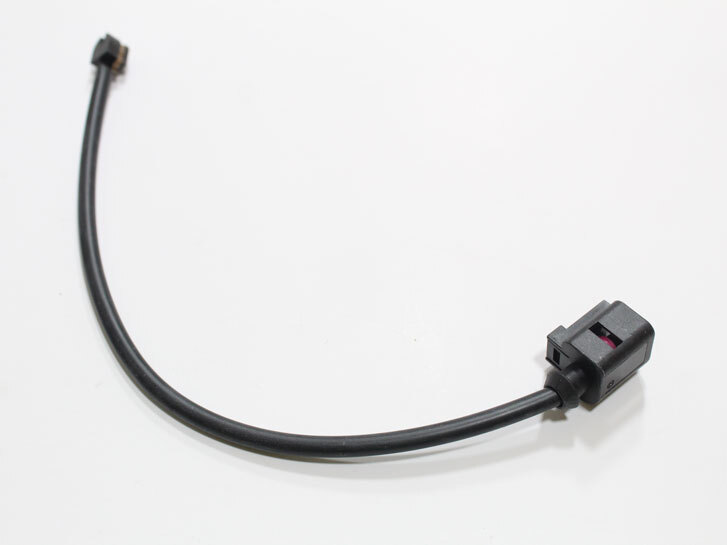 Датчик зносу колодок VWVW TOUAREG (7P5, ...) - 3.0 V6 TDI (2010.01 - 2018.12), PORSCHE CAYENNE (92A), PANAMERA (970) WI0702 BREMSI