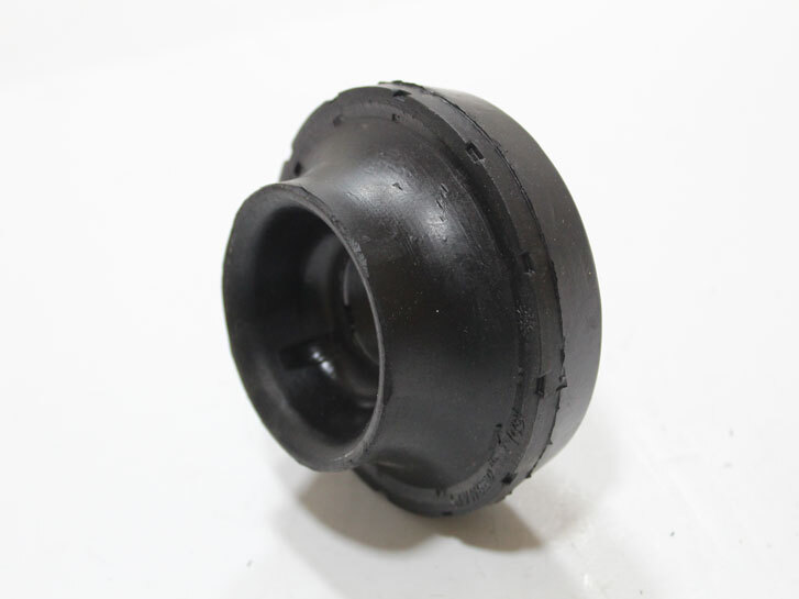 Опора амортизатора (переднього) VW Caddy II -0395VW3K031AASHIKOO