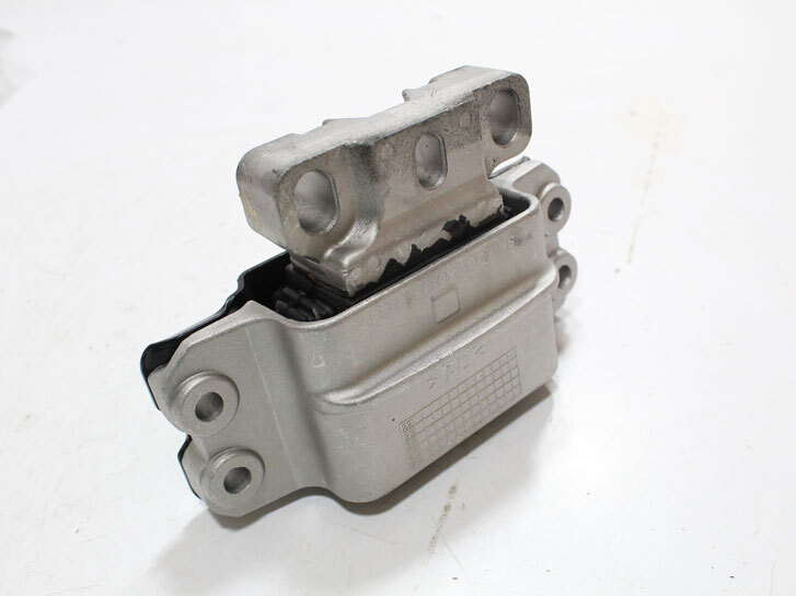 Подушка двигуна (L) Audi A3/VW Golf VI/Jetta 1.2 08-1K0199555CBSHIKOO