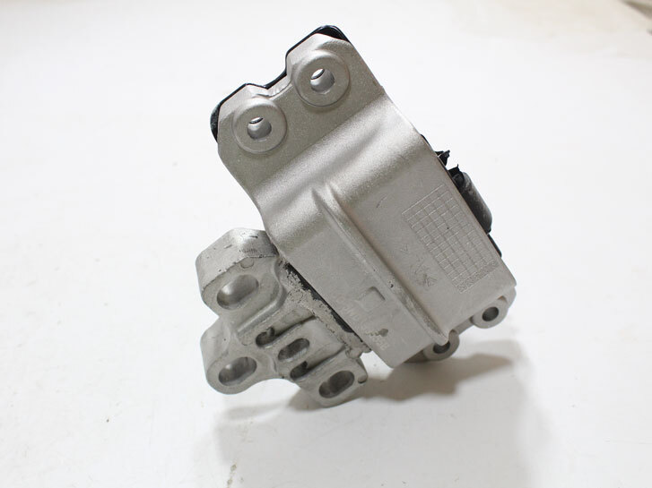 Подушка КПП VW Golf V-VI/Caddy III 1.9*2.0 TDI1K0199555AQSHIKOO